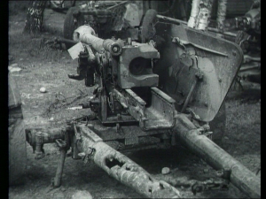 Kuvassa on Kari Kuuselan arkistoista löytämä 75mm panssarintorjuntatykki, joka on vaurioitunut juuri samalla tavalla kuin se tykki, jolla Tuomala kaatui. Se, onko kyseessä sama tykki on epävarmaa ja voi olla ettei vahvistusta koskaan saadakaan.