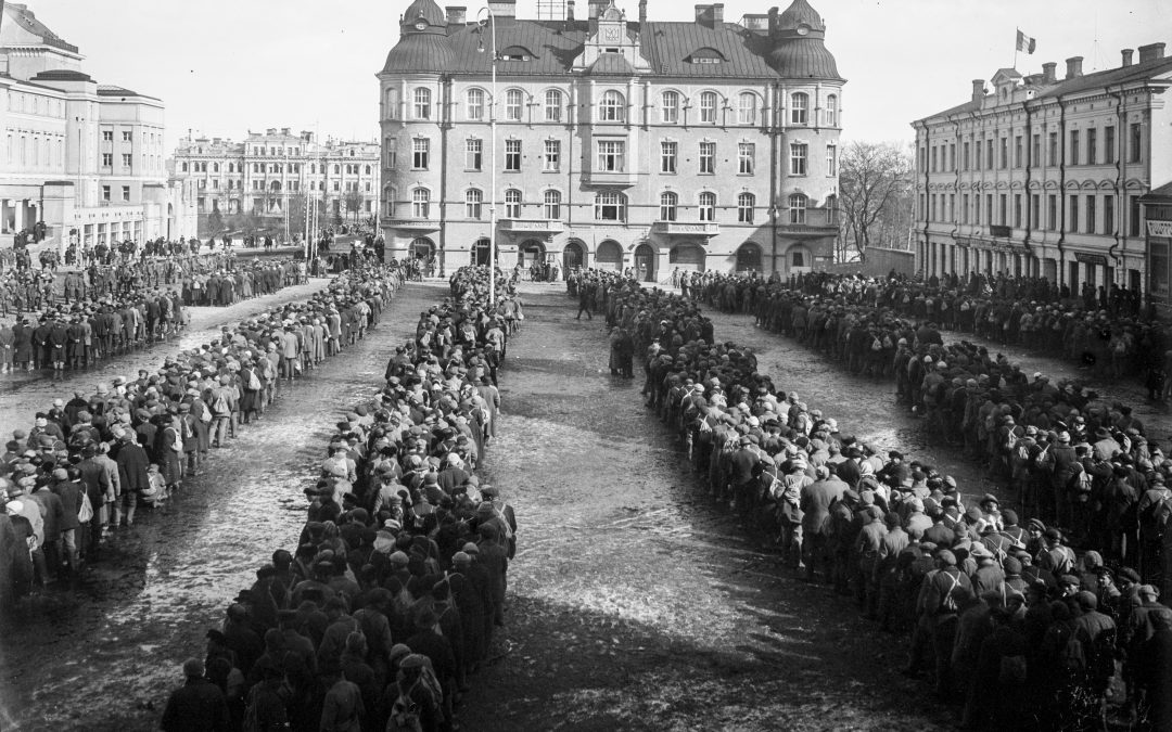 Huhtikuu 1918