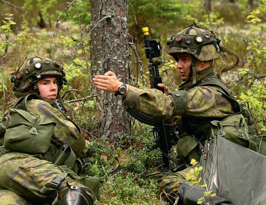 Byrokraatit strategeina…eli minkälaisia ihmisiä sotaväki haluaa ja mitä se saa?