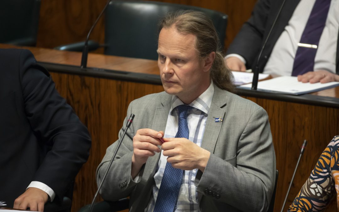 Suomalainen metsästäjä ja ammunnan harrastaja ei saa päätyä islamistisen terrorin maksumieheksi